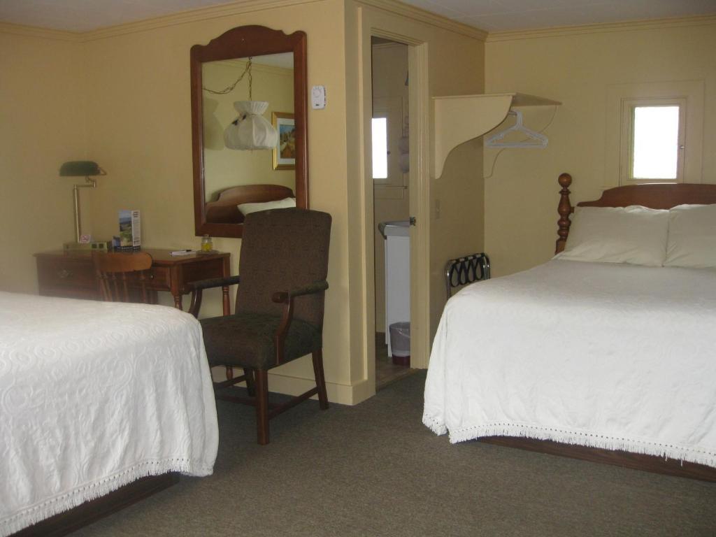 Picket Fence Motel St. Andrews By The Sea Стая снимка