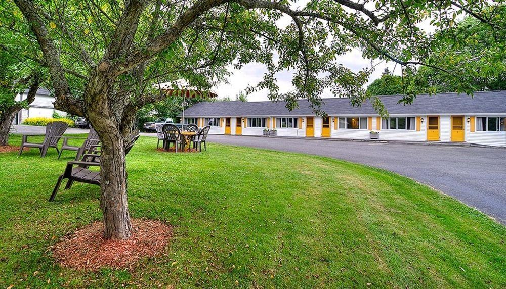 Picket Fence Motel St. Andrews By The Sea Екстериор снимка