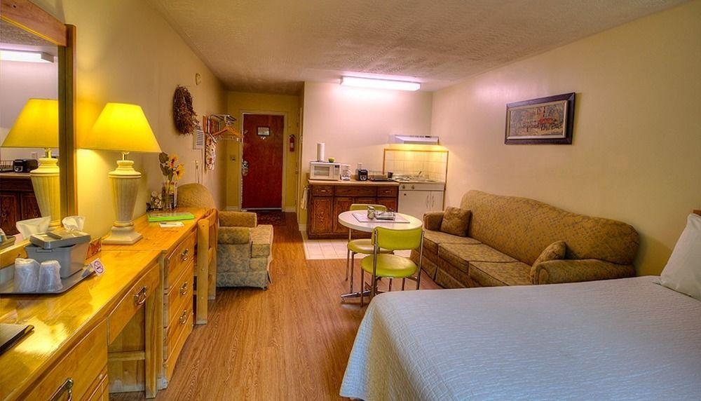 Picket Fence Motel St. Andrews By The Sea Екстериор снимка