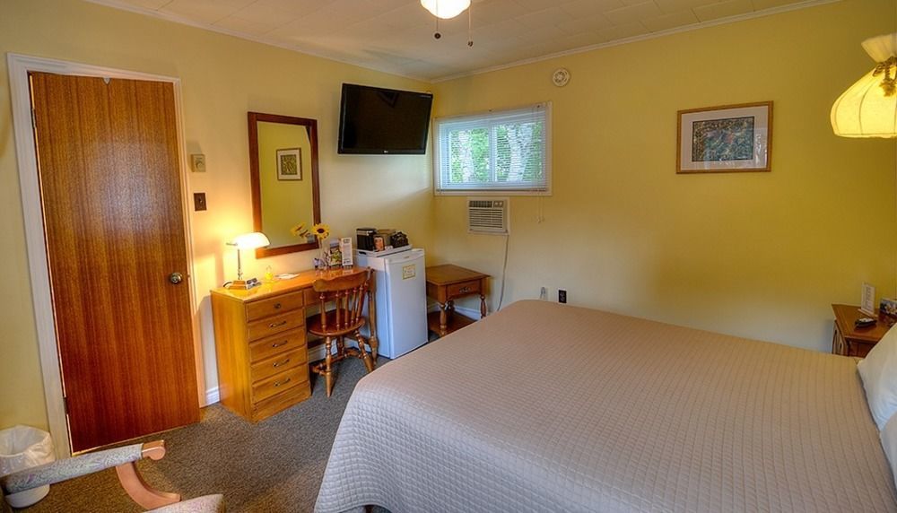 Picket Fence Motel St. Andrews By The Sea Екстериор снимка